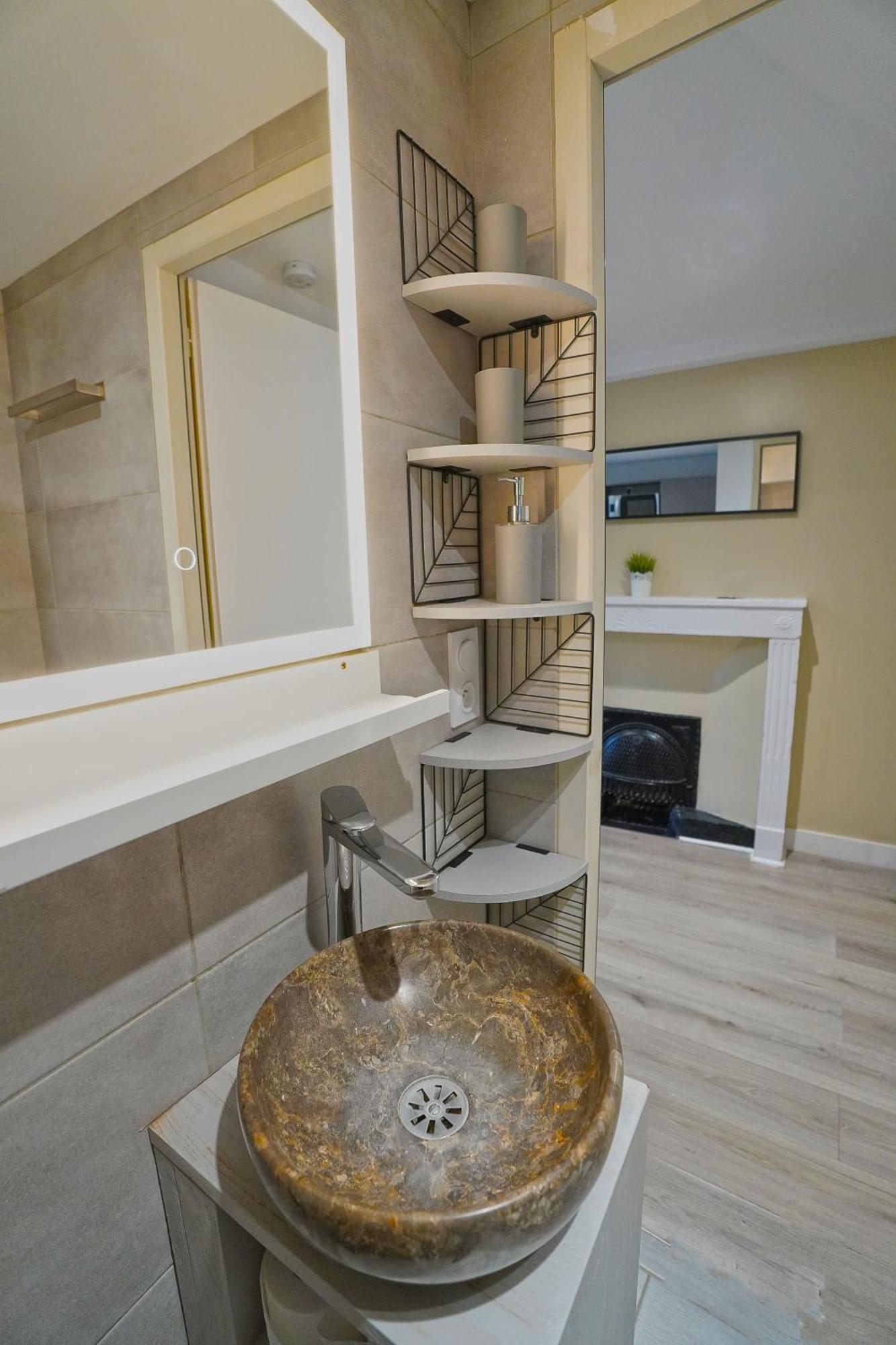Bel Appartement T2 40 M² Vaugneray ภายนอก รูปภาพ